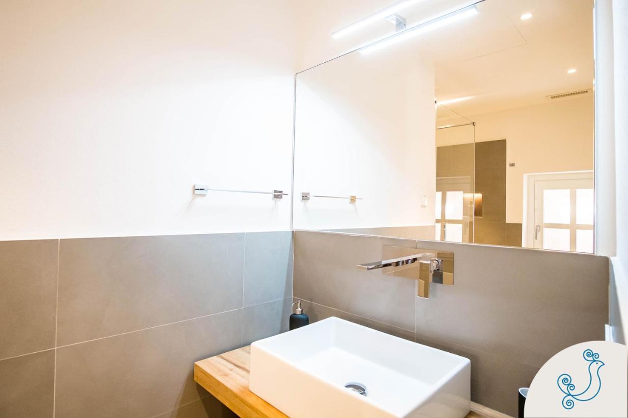 Karu Suites กาญารี ภายนอก รูปภาพ